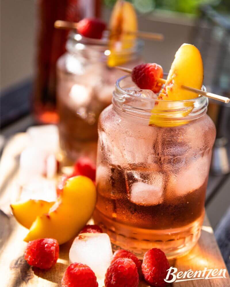 Rezept Himbeer Pfirsisch mit Sekt Vorschaubild Berentzen Himbeer Pfirsich mit Sekt Rezept